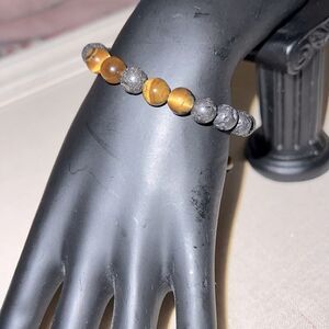 Shakra tiger stone w porous lava rocks braided and adjustable - NWOT